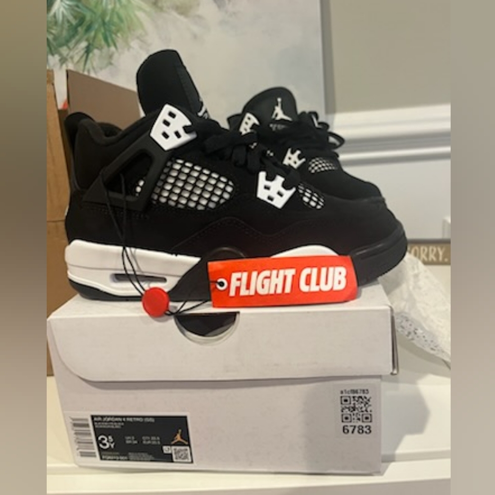 Kids Brand New Air Jordan Retro 4 "White Thunder" (GS)